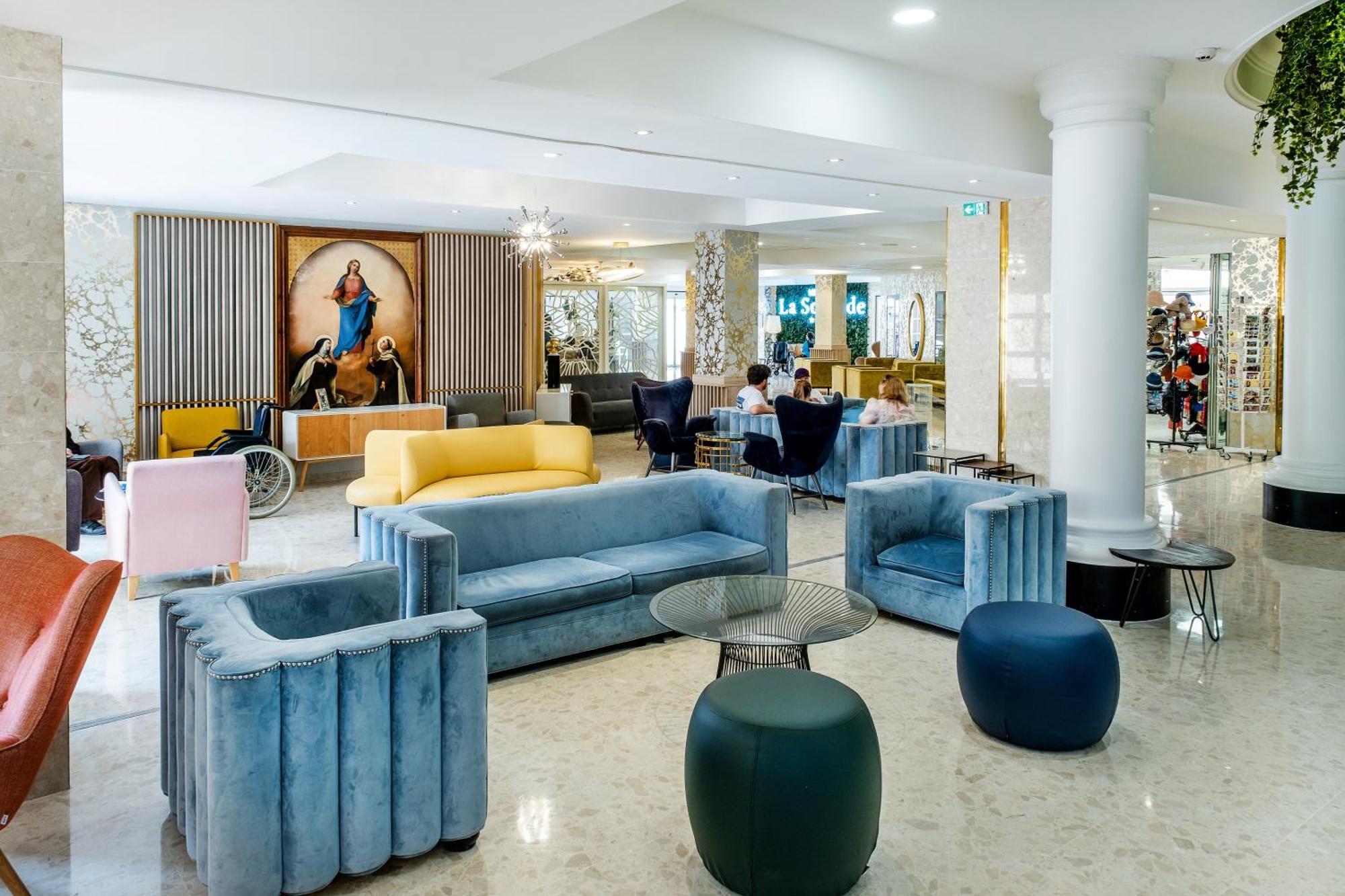 Hotel La Solitude Лурд Экстерьер фото